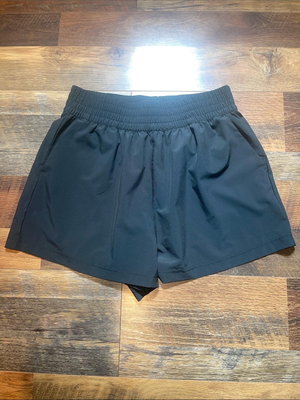 Women's Banded Performance Shorts